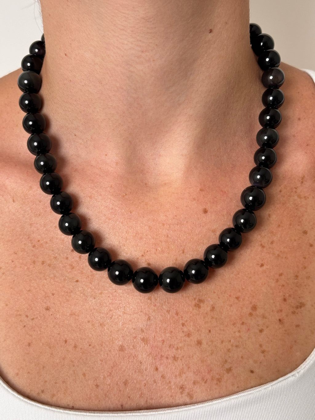 Round Stone Necklace