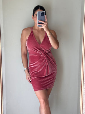 
            
                Load image into Gallery viewer, Velvet Pink Dress
            
        