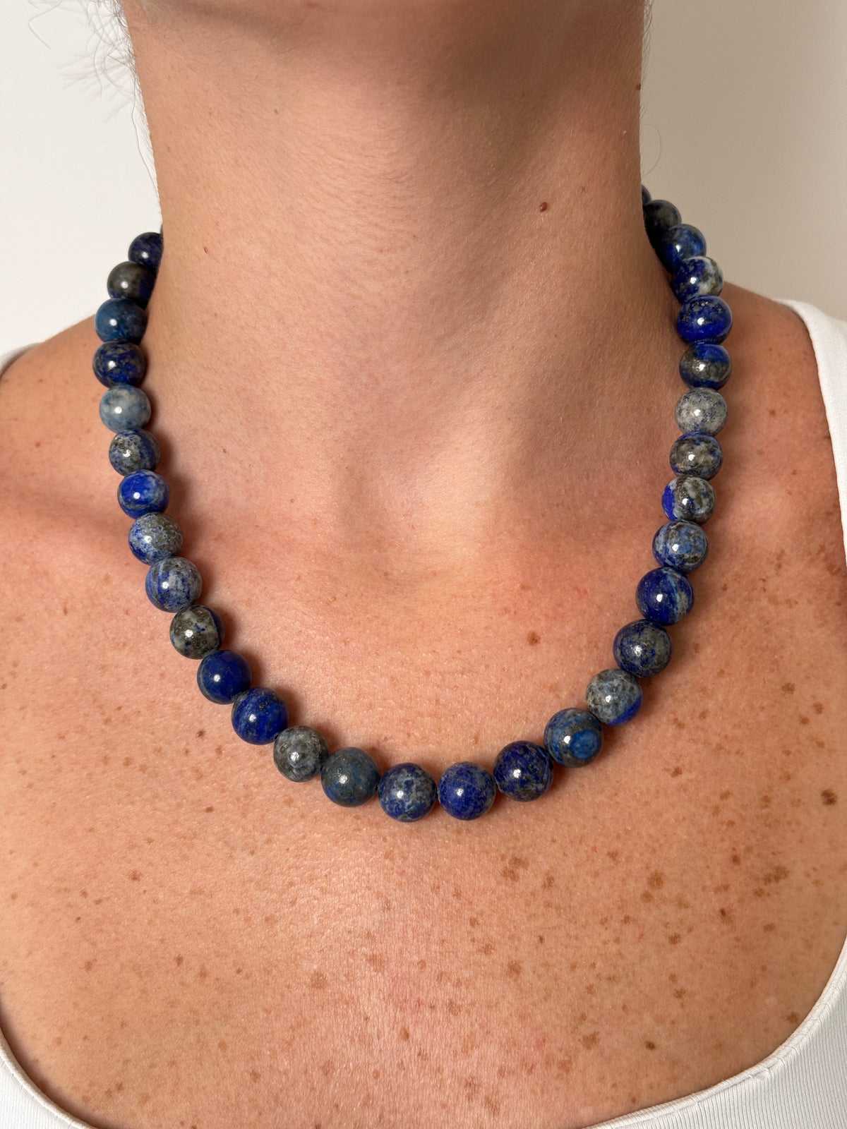 Round Stone Necklace