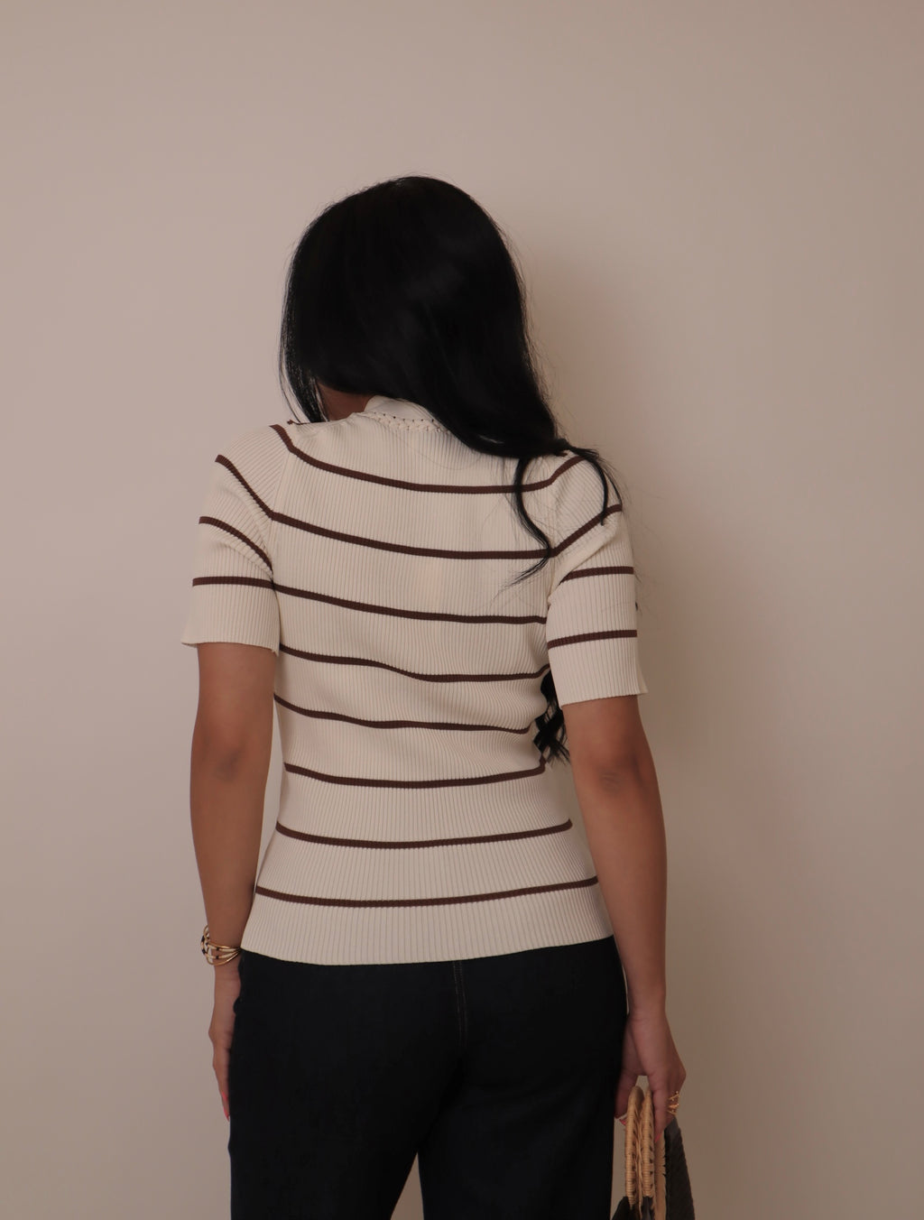 V-Neck Short Sleeve Fitted Ribbed Sweater Top