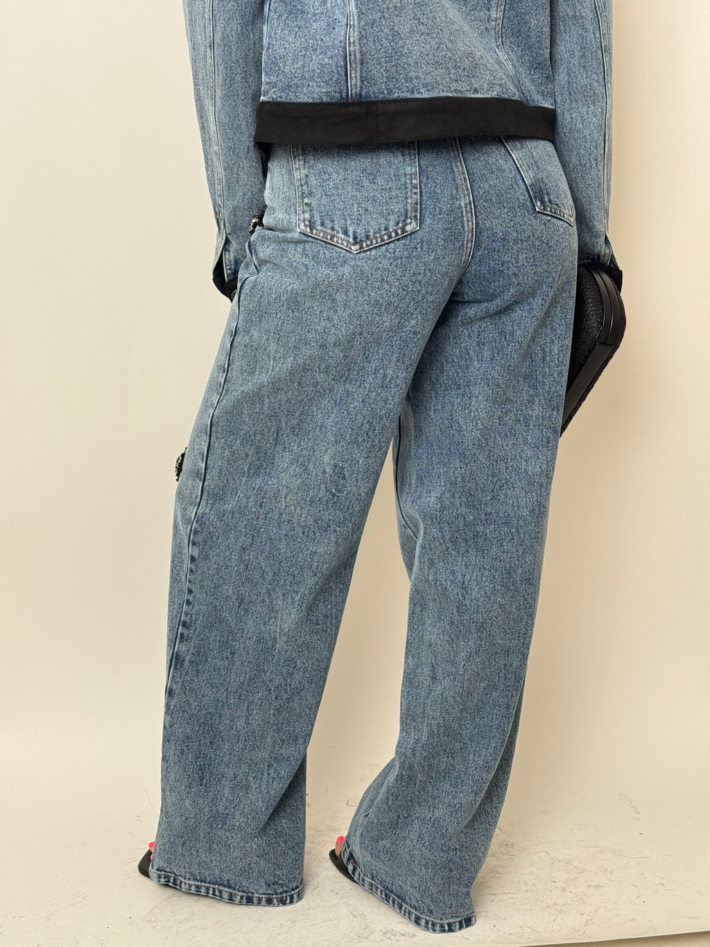 Bedazzled Details Jeans