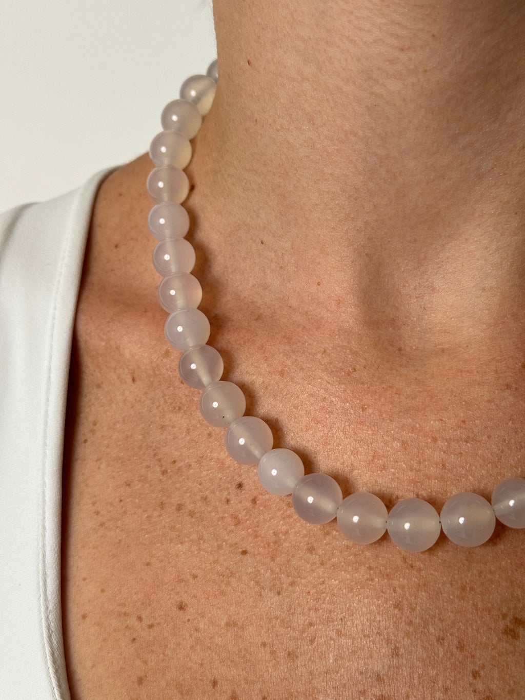 Round Stone Necklace