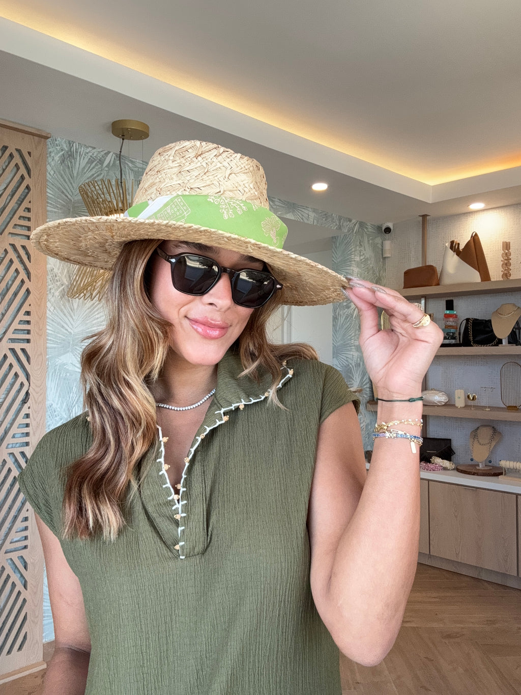 Round Flat Hat
