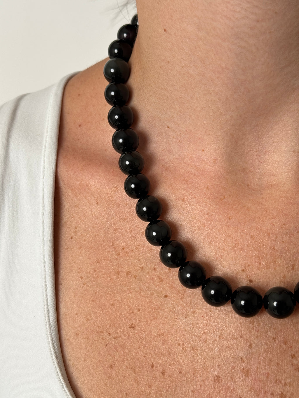 Round Stone Necklace
