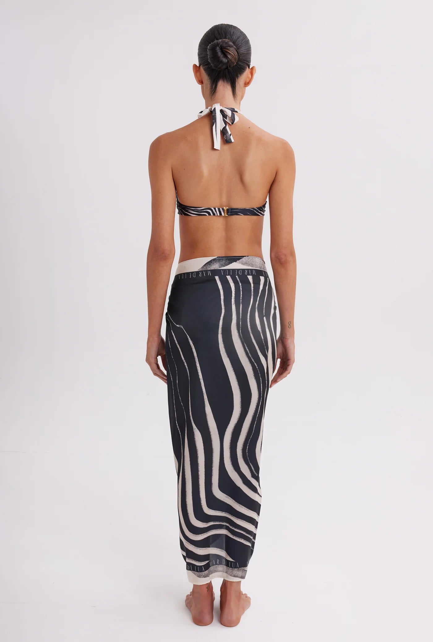 Aisha Waves Sarong