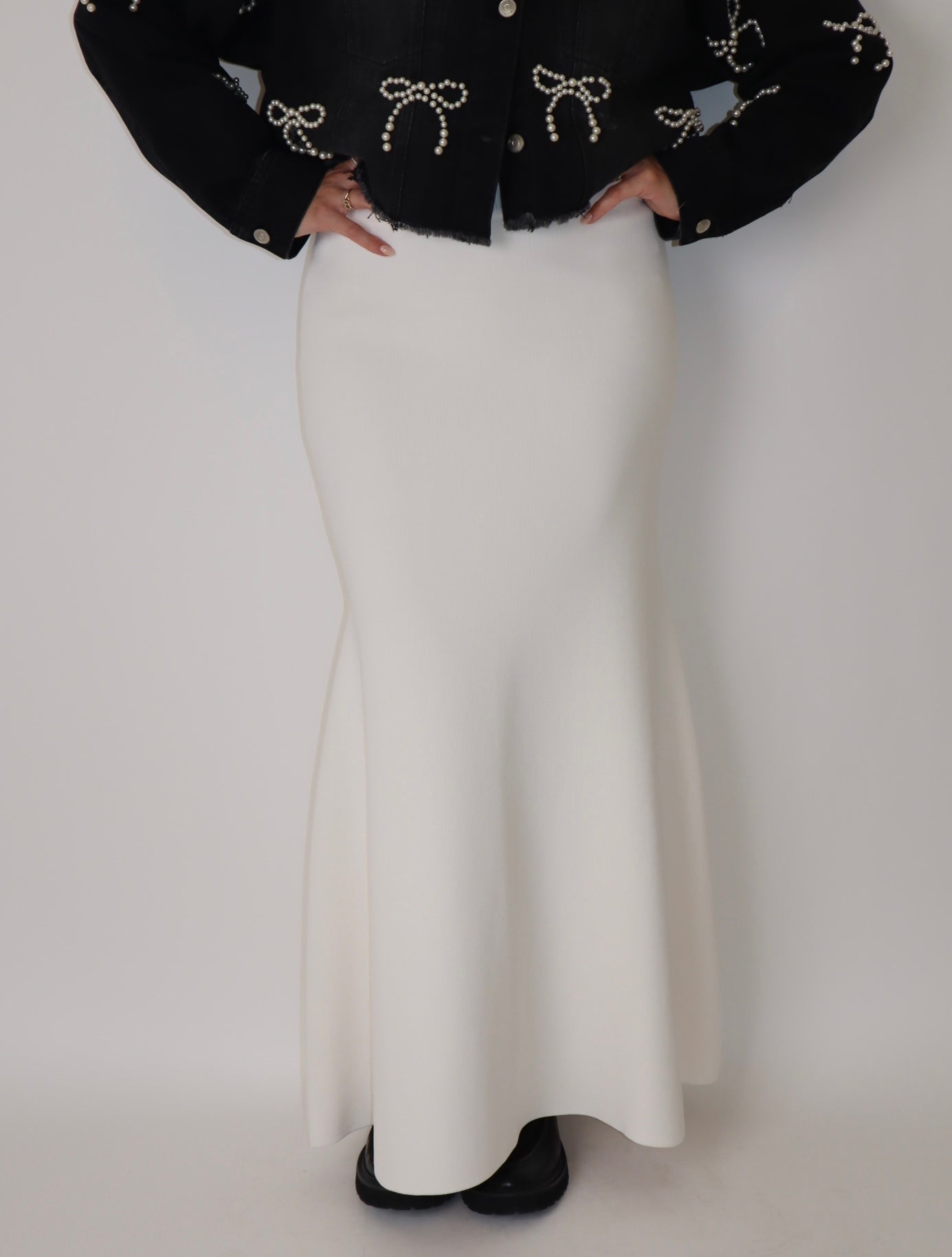 White Long Stretch Skirt/Dress
