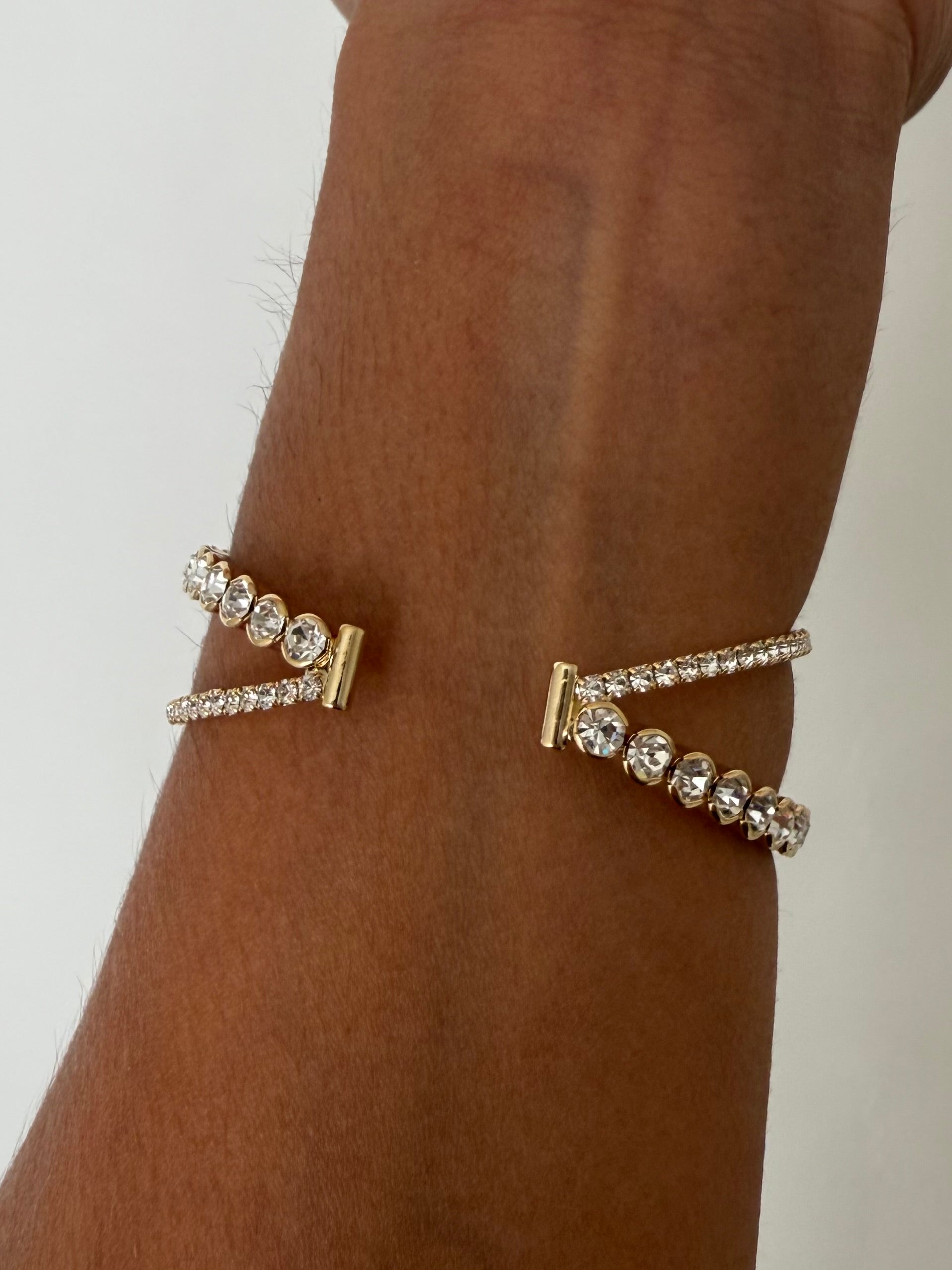 Twist Crystal Cuff
