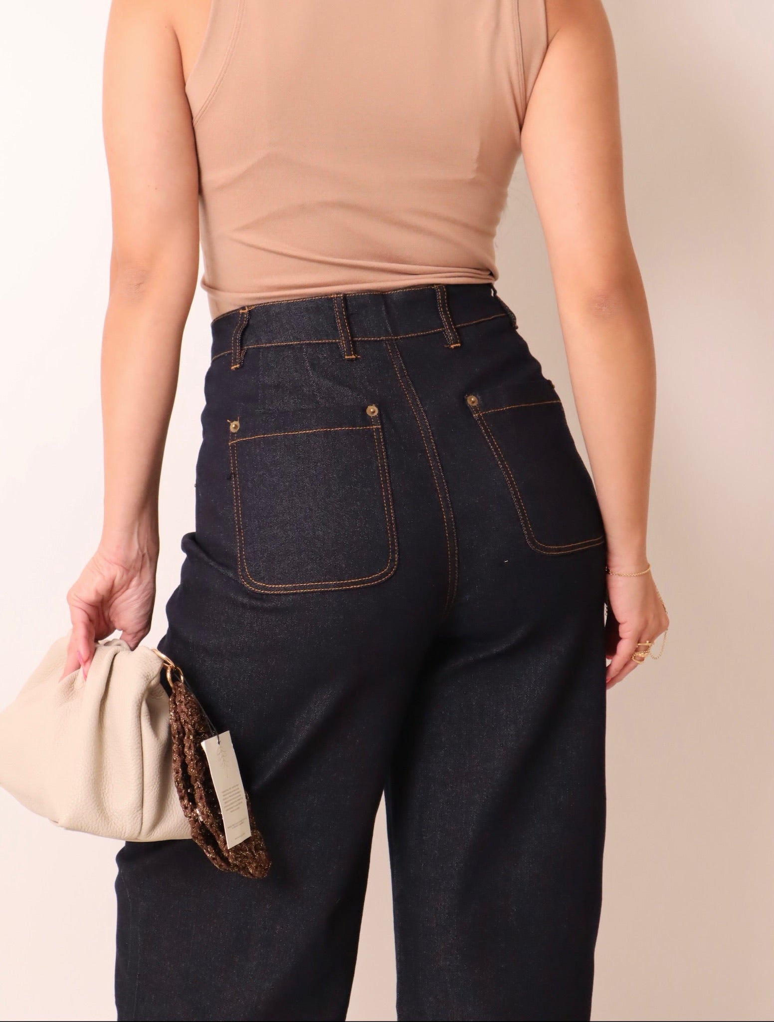Casual Fit Barrel Pants