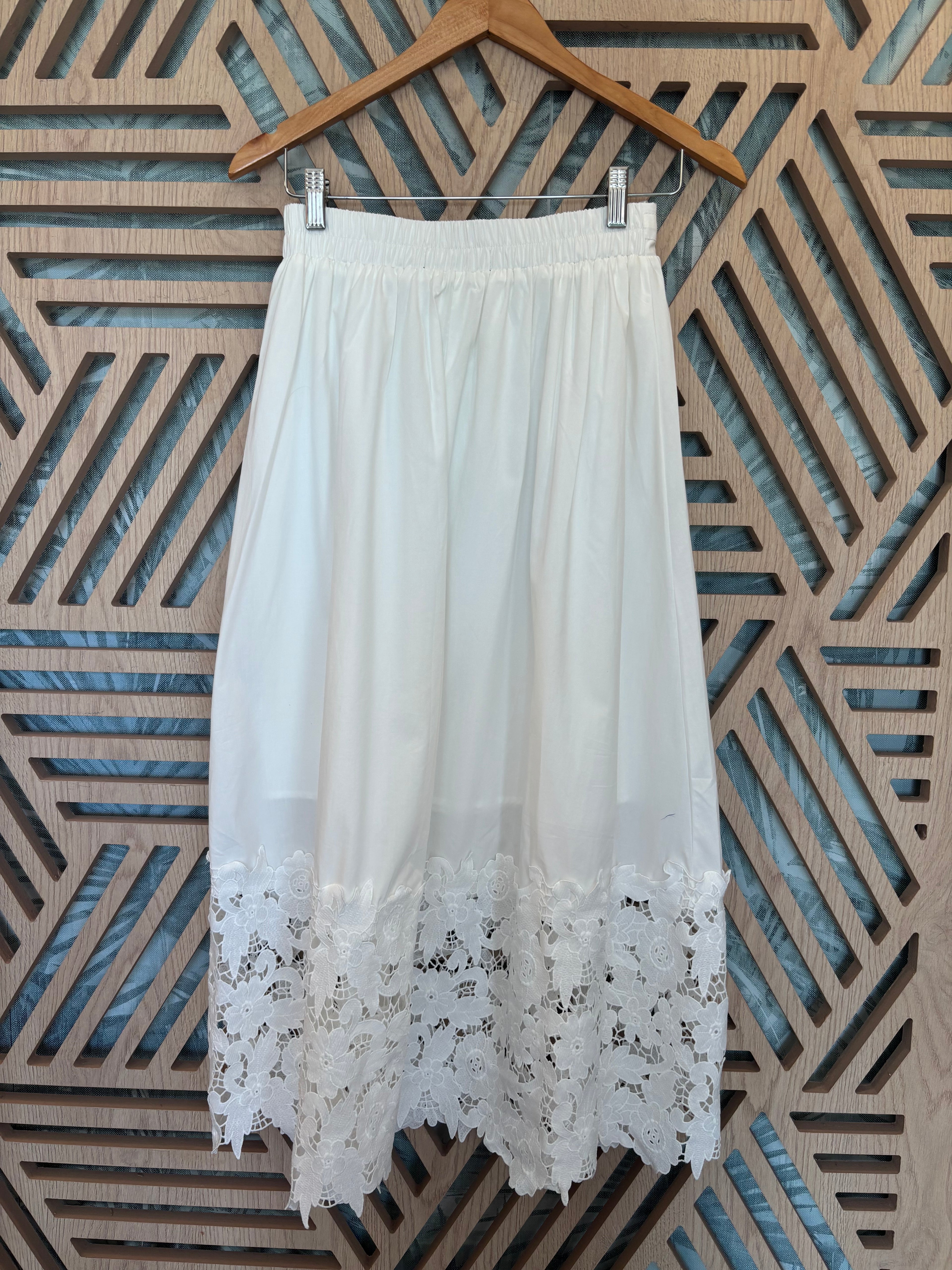 White Flowers Midi Skirt