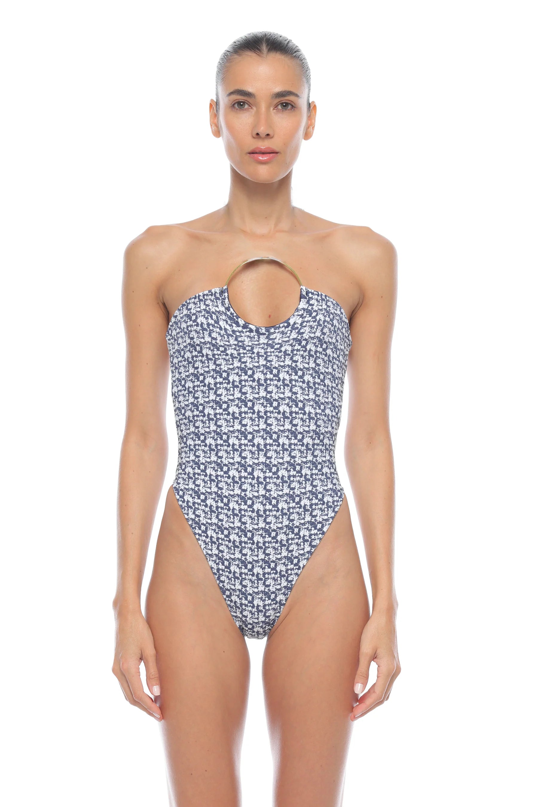Olivia One Piece