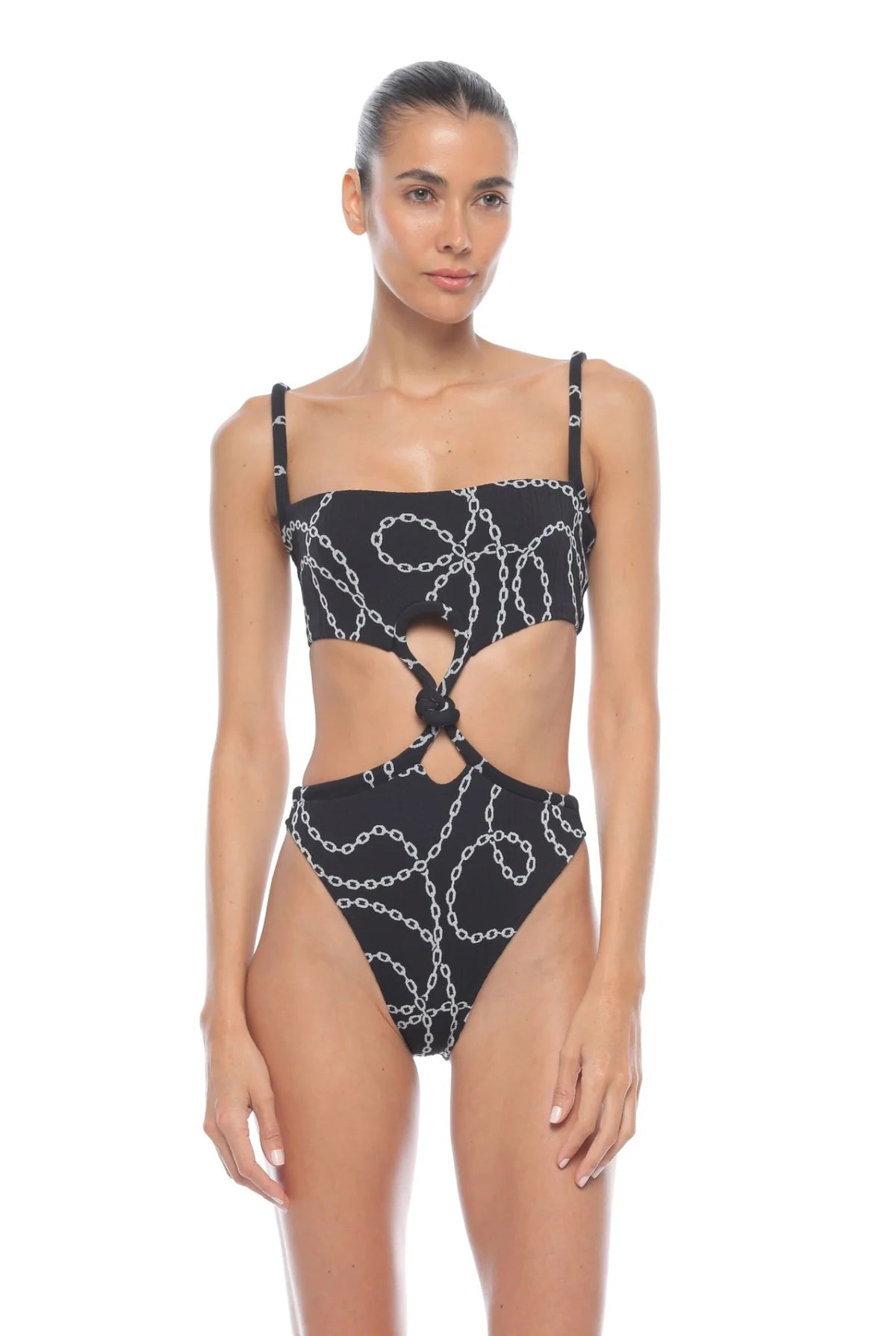 Tobias Chains One Piece