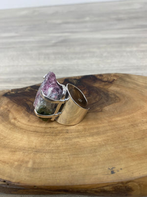
            
                Load image into Gallery viewer, Pink Tourmaline Ring
            
        