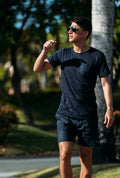 Top de hombre con bolsillo delantero