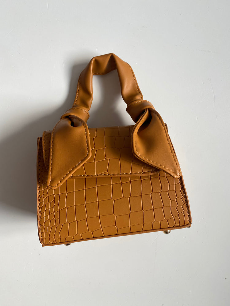
            
                Load image into Gallery viewer, Croco Knot Bag
            
        