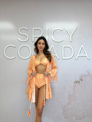 
            
                Load image into Gallery viewer, Orange Short Kimono
            
        