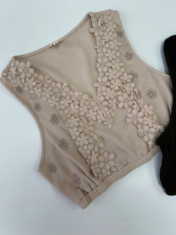 
            
                Load image into Gallery viewer, Knit Garden Bralette Top
            
        